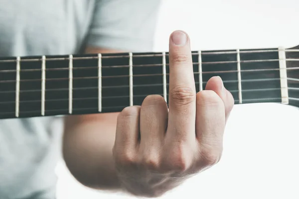 Крупним Планом Гітарі Виглядає Fuck Жест Середнього Пальця Дорослі Труднощі — стокове фото