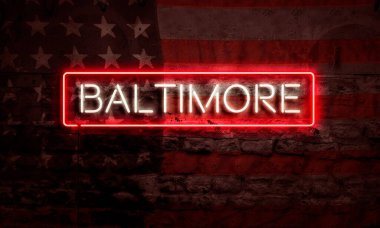 Baltimore City Pop Art Word Neon İç Çekiş ve Amerikan Bayrağı Grunge Brick Graffiti Duvarı