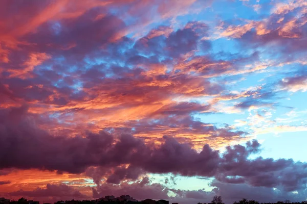 Oranje Wolken Bij Zonsondergang — Stockfoto