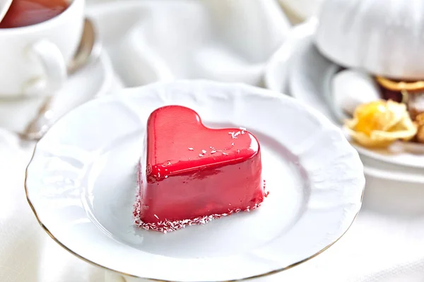 Cake Shape Heart Treat — Stock Photo, Image