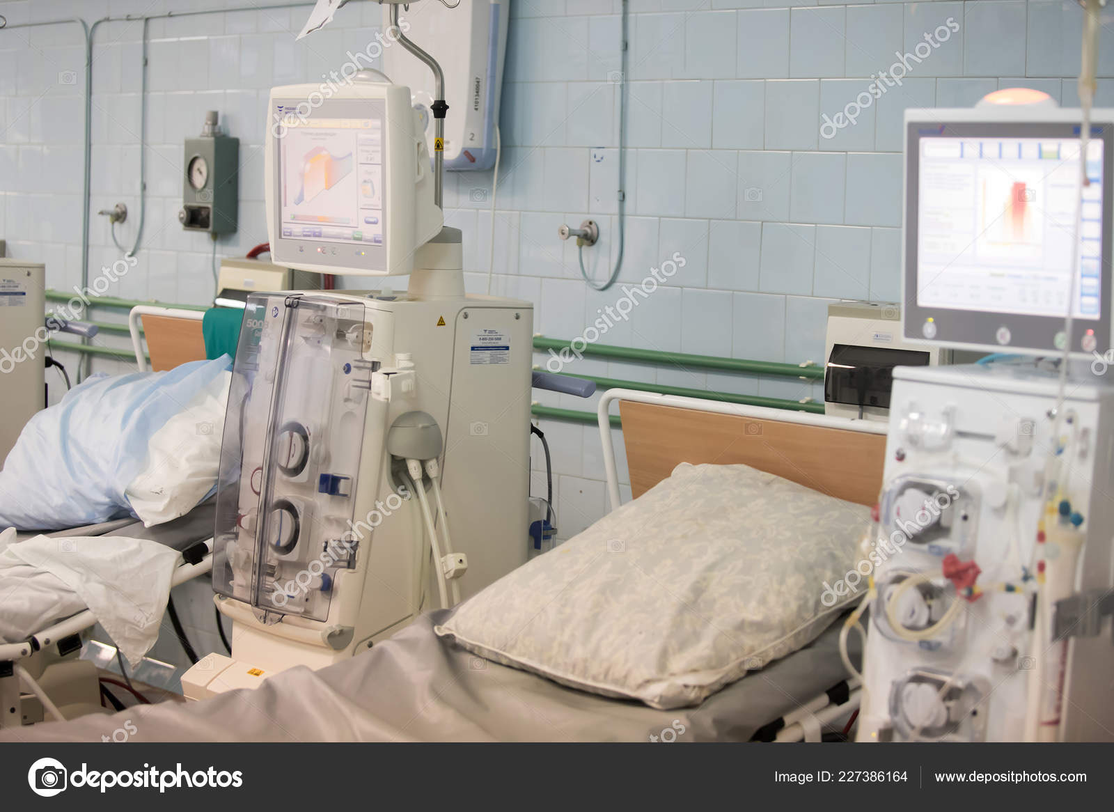 Intensive Care Emergency Room Hemodialysis Machine