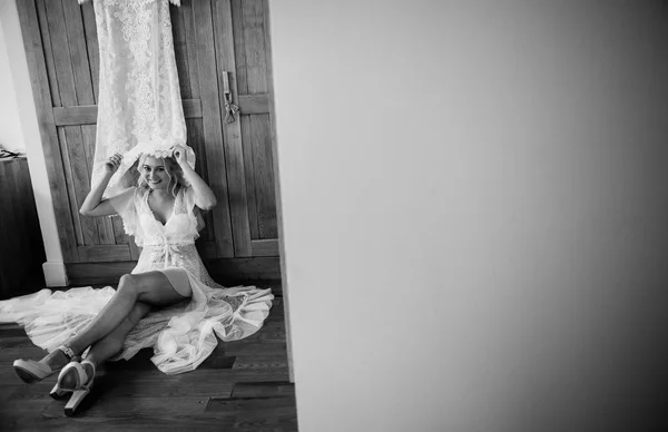 Красива Наречена Чорно Біла Фотографія Весільна Фотосесія — стокове фото