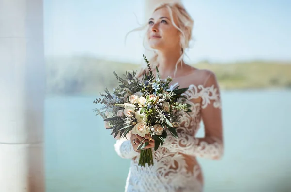 beautiful bride on wedding photo-session