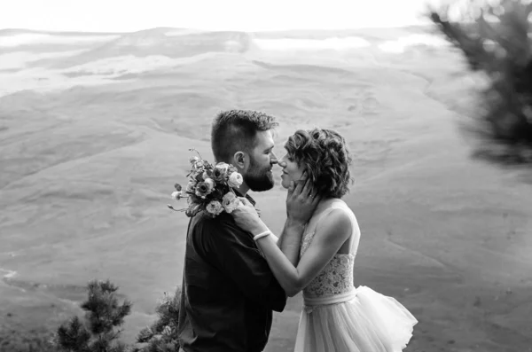 Schwarz Weiß Foto Eines Schönen Paares Bei Einer Fotosession Freien — Stockfoto