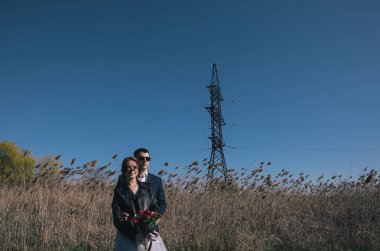 açık fotoğraf - yeni evliler oturumu