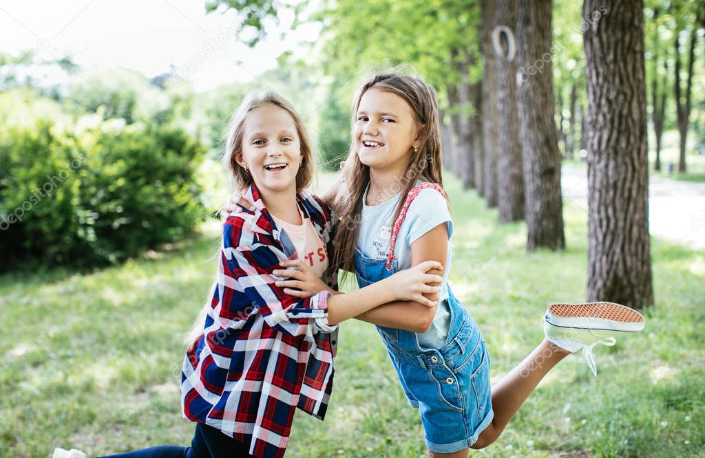 Teen girls free trailers — pic 2