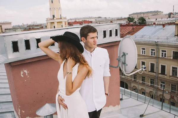 Loving Couple Girl White Dress Hat Guy Walk Roof Hugging — Stock Photo, Image