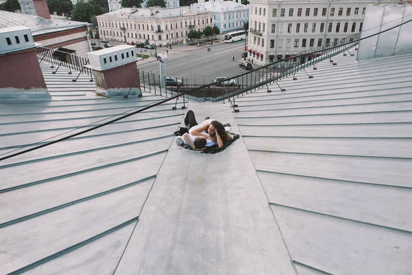 Couple Love Lying Roof House Hugging Girl White Dress Guy — Stock Photo, Image