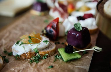 Olağandışı kanepeler, fotoğraflar için Restoran Menü