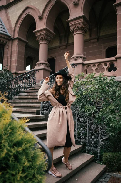 Sexy Girl Black Dress Pastel Pink Coat Hat Posing Medieval — Stock Photo, Image