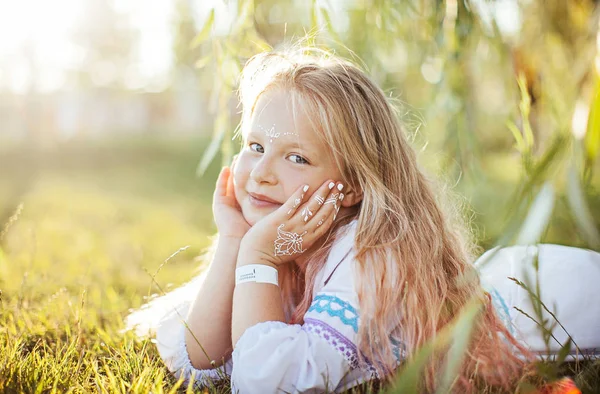 Cute Blonde Girl White National Dress Embroidery Poses Green Tree — Stock Photo, Image