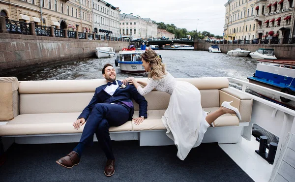 Stylish Bride Groom Wedding Day Having Fun Smiling Boat Trip — Stock Photo, Image