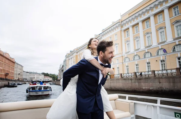 Stylish Bride Groom Wedding Day Having Fun Smiling Boat Trip — Stock Photo, Image