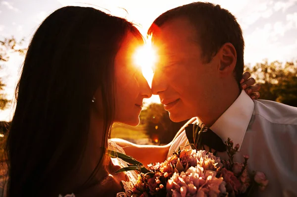 Felice Giovane Sposa Sposo — Foto Stock