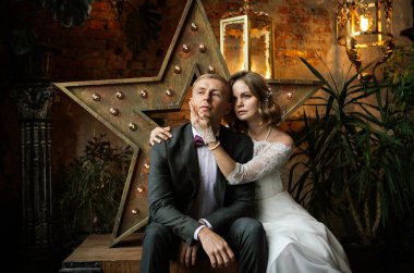 Aşık Şık İhale Çift. Düğün Günü Gelin Damat