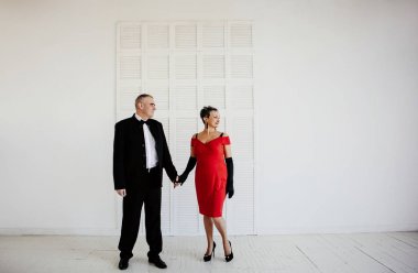 stüdyoda mutlu güzel yaşlı çift