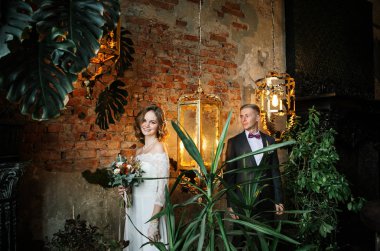 aşık güzel genç gouple. Gelin ve damat 