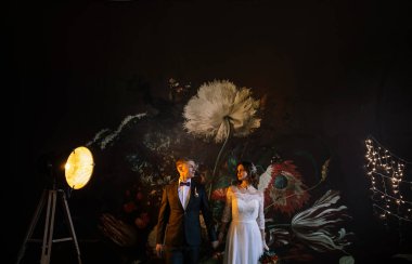 Aşık Şık İhale Çift. Düğün Günü Gelin Damat