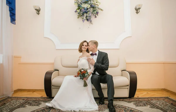 Snygg Anbud Par Kärlek Brud Brudgummen Bröllopsdag — Stockfoto