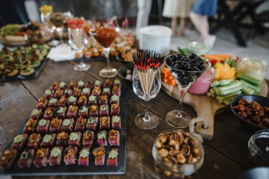 Düğün masa gıda ile