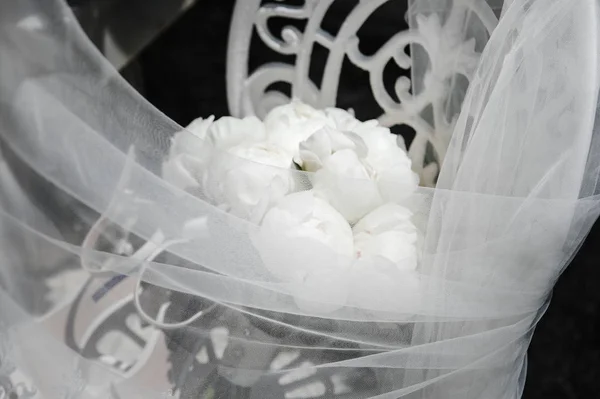 Közelről Menyasszony Csokor Fehér Virágok — Stock Fotó