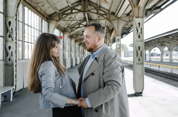 Love Couple Guy Vintage Coat Girl Gray Leather Jacket Walk — Stock Photo, Image