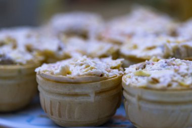 bir gözleme cam lezzetli taze salata