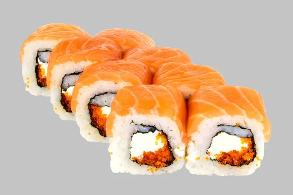 Philadelphia sushi roll Maxi kaas zalm Masago kaviaar — Stockfoto