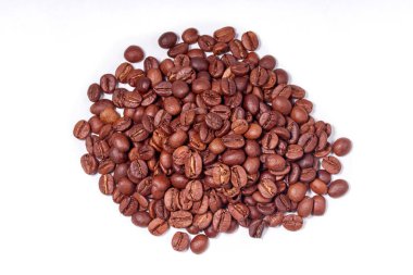 Kahve çekirdekleri arka planda yakın plan.