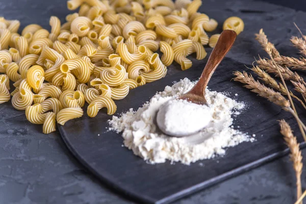 Uncooked Italian Pasta Cavatappi Flour Durum Wheat Dark Background Concept — Stock Photo, Image