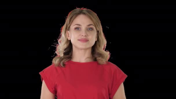 Молодая белая женщина, указывающая рукой и пальцем в сторону, Альфа-канал — стоковое видео