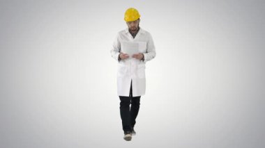 Kağıtları kontrol ve gradyan arka tarafta için etrafa mühendisi.