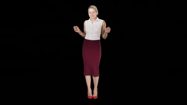 Mooi gelukkig jong bedrijf vrouw dansen, Alpha Channel — Stockvideo
