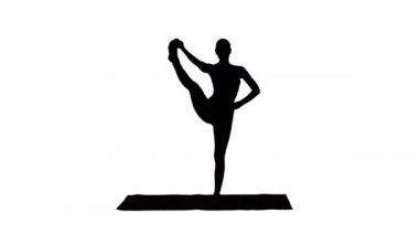 Siluet Kadın Yoga Modeli Ayakta Gülümseyen Bölünme Yapıyor.