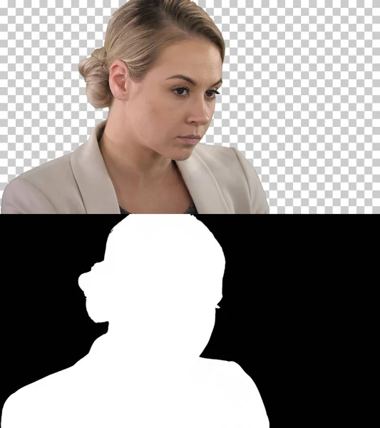 Ritratto di donna d'affari bionda, casual al lavoro in ufficio, Alpha Channel — Foto Stock