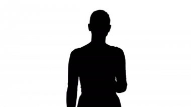 Söz ve ürün veya metin gösterilen siluet iş kadın sunucusu.