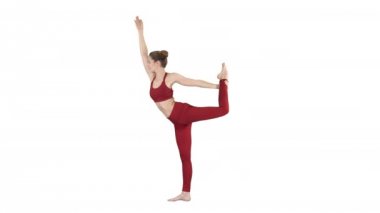 Yoga pozu, esneme hareketleri, beyaz arka planda bacak kırılması..
