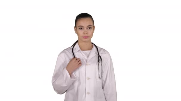 Therapist doctor woman going straight on white background. — Stock Video