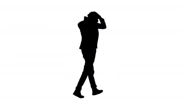 Silhouette Ingeniero árabe con caminar hardhat. Concepto de seguridad. — Vídeos de Stock