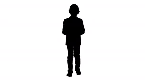 Silhouet Boy wandelen met een take away koffie in een formele kleding. — Stockvideo