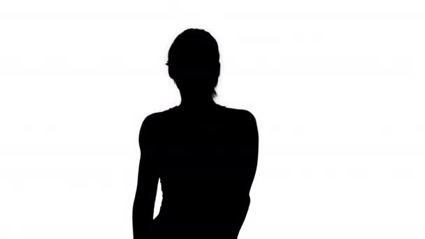 Silhouet sexy dansen jonge sportieve vrouw. — Stockvideo
