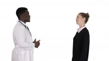 Beyaz bir geçmişi olan tanıdık bir doktor..