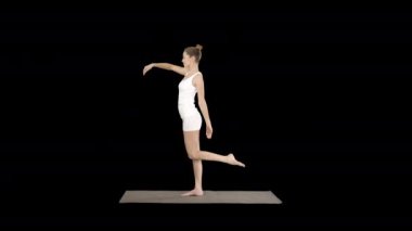Yoga konsepti uygulayan genç yogi çekici kadın, Natarajasana egzersizi, Alfa Kanalı.