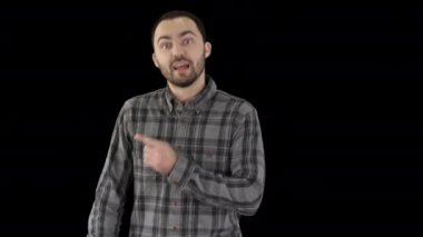 Bir şeyler açıklamaya ve yan, alfa kanalı'na genç adam konuşuyor