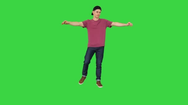 O dançarino acena os braços num ecrã verde, Chroma Key.. — Vídeo de Stock