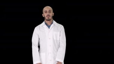 Doktor adam biraz gergin ve ayakta korkuyor, Alpha Channel