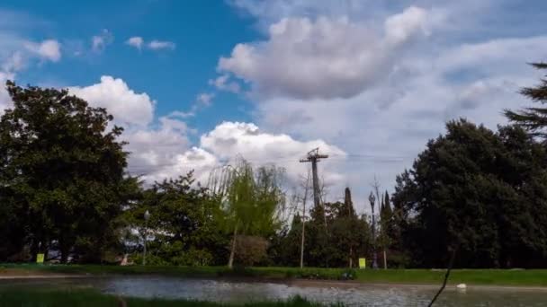 Summer day in Barcelona, cable car passing by. — Stock Video