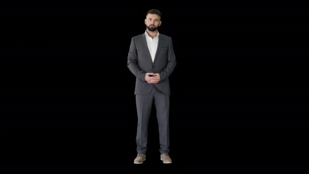 Hombre de negocios guapo con barba aplaudiendo, Alpha Channel — Vídeo de stock