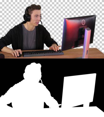 Profesyonel Oyuncu Bilgisayarında Video Oyunu ve Yorumları Oynar