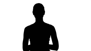 Siluet Genç ve güzel bir kadın Kahveli, gülümseyen ve yürüyen